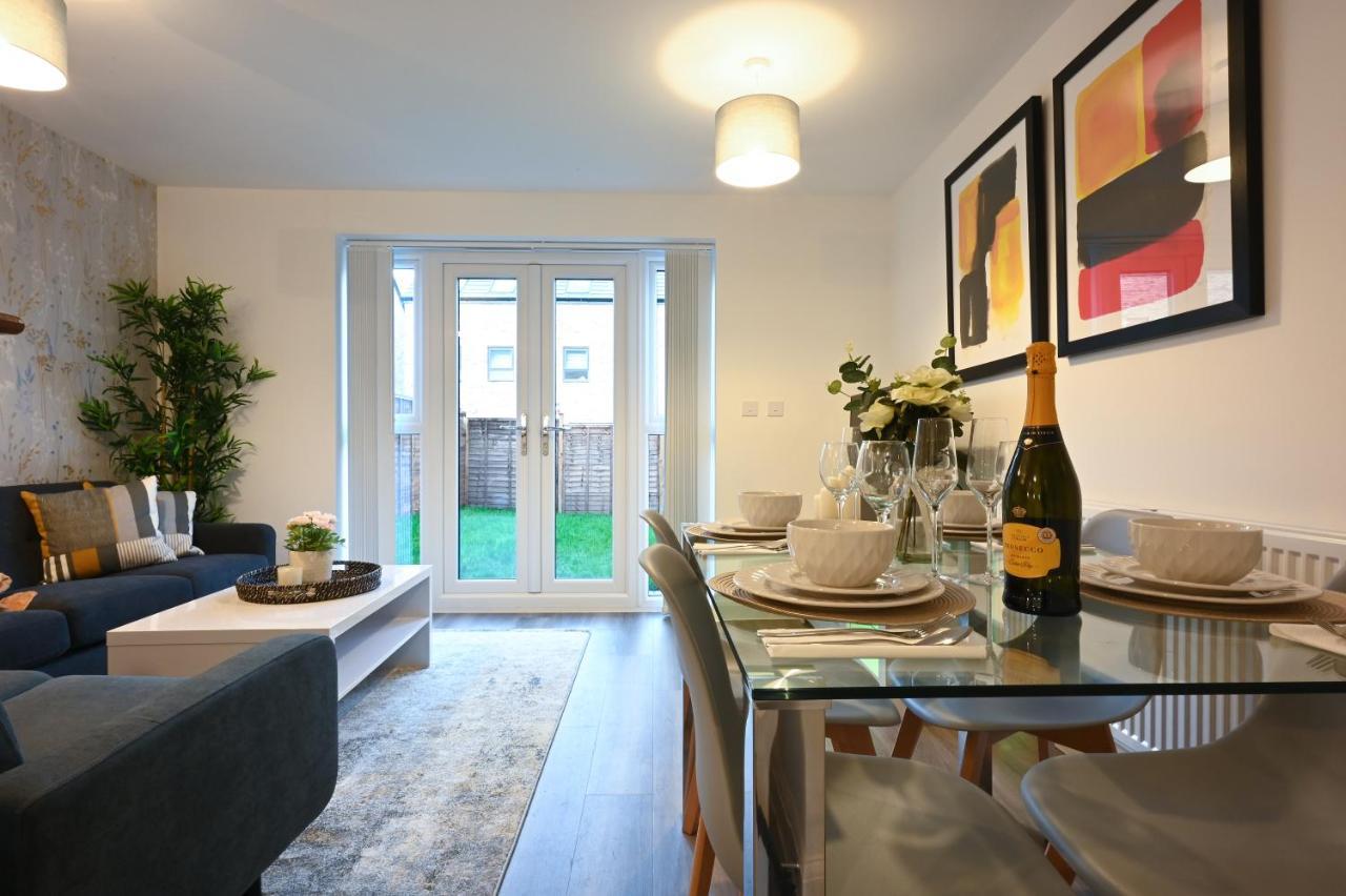 Luxury 4 Bed House With Gated Parking In The Heart Of Birmingham! Apartamento Exterior foto