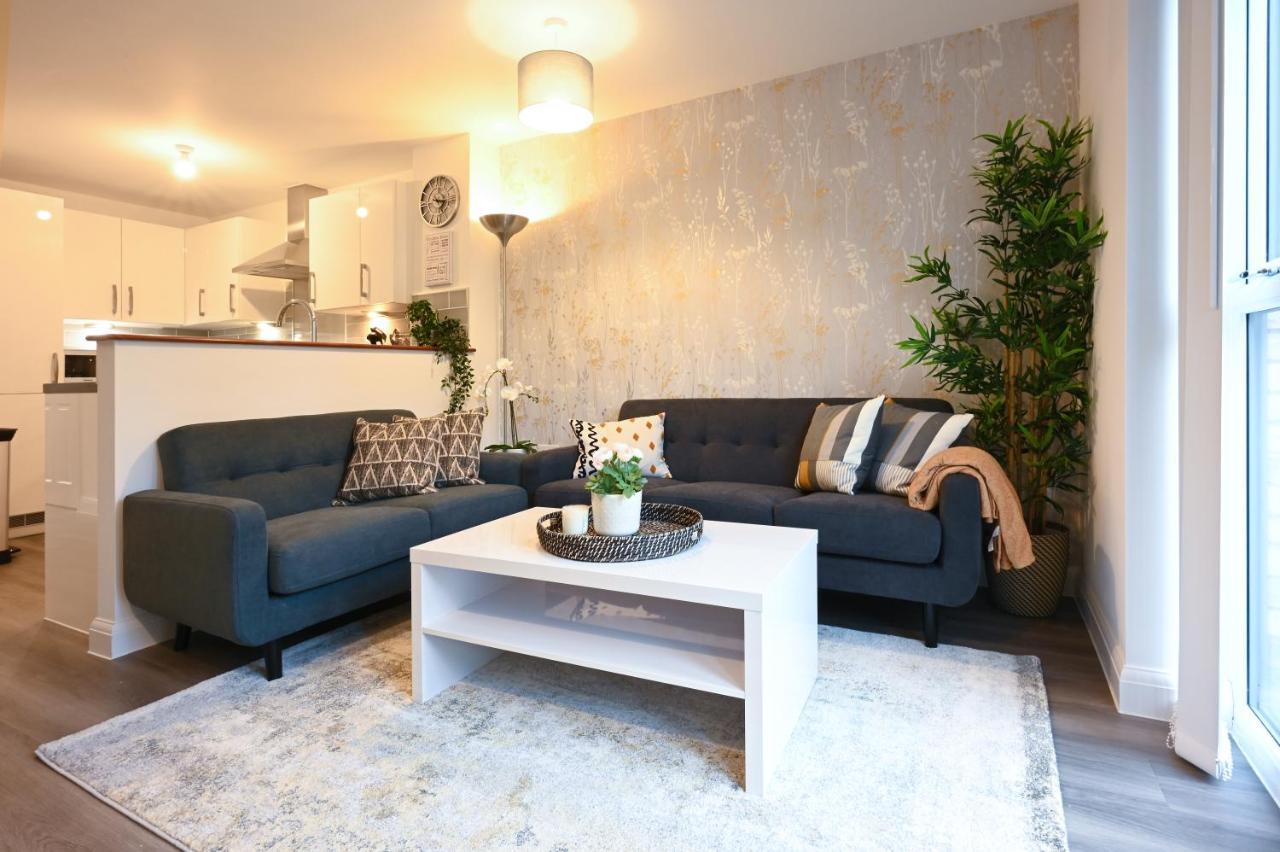 Luxury 4 Bed House With Gated Parking In The Heart Of Birmingham! Apartamento Exterior foto