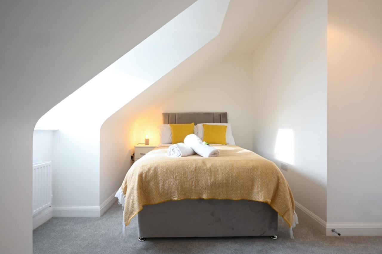 Luxury 4 Bed House With Gated Parking In The Heart Of Birmingham! Apartamento Exterior foto